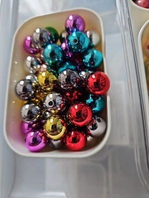 Acrylic Round Craft Beads 16mm Mixed Colour, 20pcs B22325 - Image 1 of 3