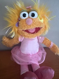 Sesamstraße Place Zoe Plüschpuppe Stofftier rosa Ballerina 10 Zoll - Bild 1 von 4