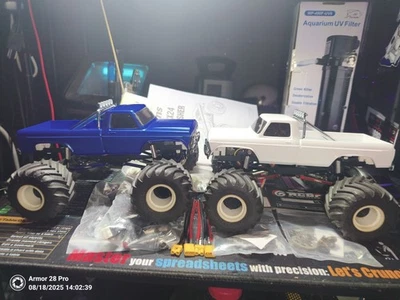  2 Custom Loaded  Brushless FCX24  Max Smashers  1/24 4WD Monster Trucks ARTR - Image 1 of 4