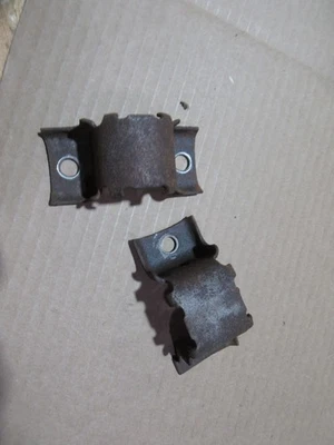 Chevrolet 1975-1986 doble barra estabilizadora trasera buje soporte par Foto 1 de 2