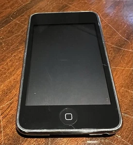 Apple iPod touch 2nd Generation Black • 8 GB • Excellent Condition! - Picture 1 of 10
