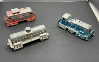 Vagones de tren vintage Midgetoy Midget de juguete de metal fundido a presión Foto 1 de 4
