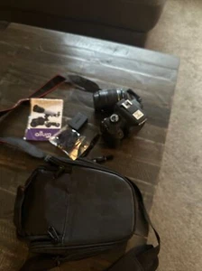 Canon EOS 3000D 18.0 MP Digital SLR Camera with 18-55mm EF-S f/3.5-5.6 Lens - Picture 1 of 7