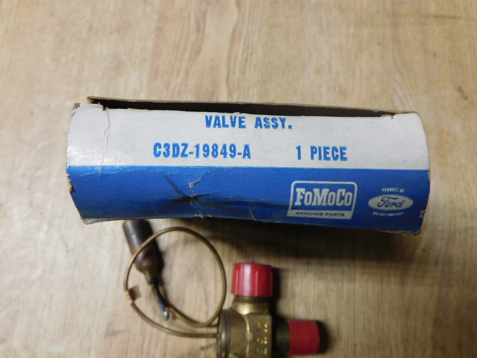 NOS 1963- 1966 Ford Falcon A/C Evaporator Expansion Valve C3DZ-19849-A NOS - Image 1 of 1
