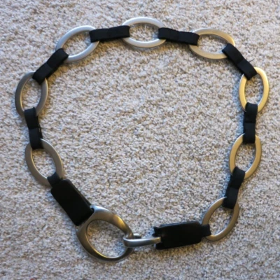 SUZI ROHER 33" Medium Women's Silver Metal Leather Fabric Belt Stretch Canada - Image 1 of 4