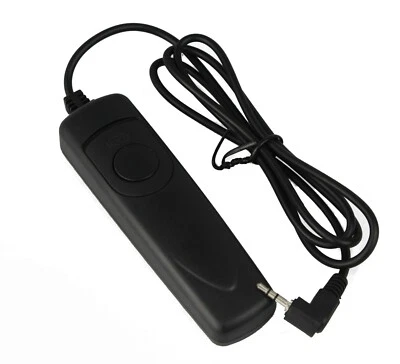 RS-60E3 Remote Shutter Release for EOS Kiss X70 X50 X10 X9 X8 X7i X6i X5 X4 X3 - Image 1 of 3