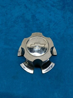  Оригинальный центральный колпак колеса для ралли Chevrolet Camaro, Chevelle, Nova 1970 - 1981 годов выпуска - Изображение 1 из 4