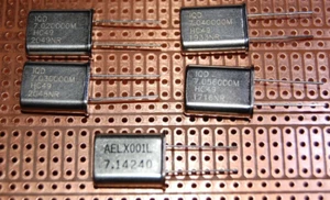 The NEW 40m CW / SSB / WSPR Pack Cristaux de Quartz Radio Amateur - 8 pcs - Photo 1/6