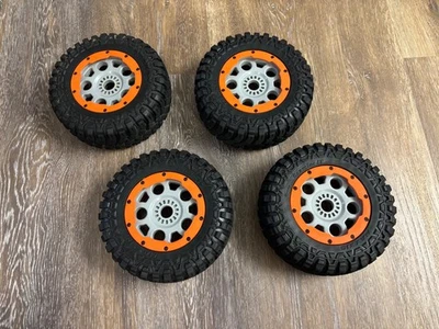 Rueda de neumático LOS45017 LOSI DBXL-E LOS45033 espuma LOS45018 (CANTIDAD 4) ANILLO ROJO Foto 1 de 3