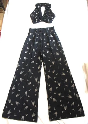 1970S ~GOT THE HOTS BY WENDY WATTS~ BLACK & WHITE~ PALAZZO PANTS & HALTER TOP~SM - Image 1 of 4