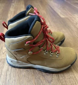 Columbia Hiking Boots Womens Size 7 Brown Trails Walking High Top Boot Runs big - Picture 1 of 19