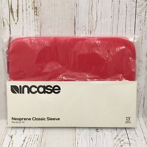 Incase Neoprene Classic Sleeve Case MacBook Air / Pro / Retina 13” Red