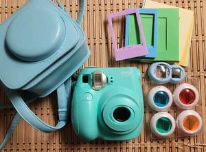 FujiFilm Instax Camera Mini 7S w/Carry Case Seafoam Green Aqua - Picture 1 of 12