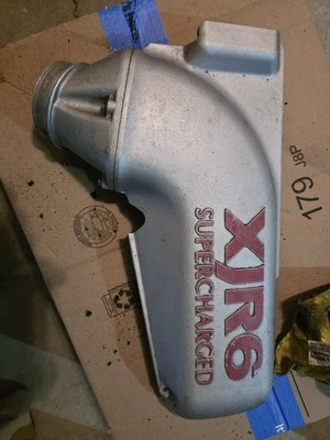 Tubo de flujo de aire de admisión sobrealimentado Jaguar XJR6 95-97 NBD7756CA NBD7718CA Foto 1 de 4