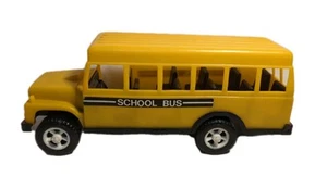 Vintage American Plastic Toys 13" SCHULBUS MIT öffnender Tür #740 USA - Bild 1 von 7