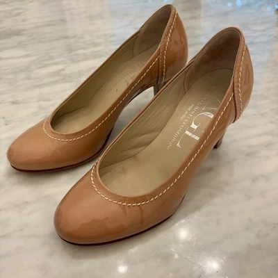 Zapatos clásicos AGL Attilio Giusti Leombruni charol nude 35,5 Italia Foto 1 de 4