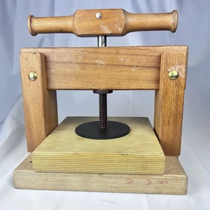 Vintage Holz Buch Presse Schraubstock Klemme Schule/Univ Bibliothek Bücher Bindung Mappe - Bild 1 von 13
