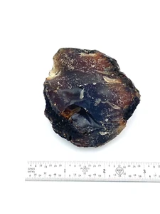 Natürlicher indonesischer roter Bernstein rohes Exemplar - 60,4 g (2,1 Unzen) - Bild 1 von 2