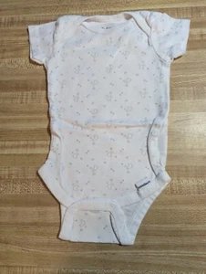 Gerber Baby Unisex Size 0-3 Months 100 Percent Cotton White Moon/Stars Onesie - Picture 1 of 1