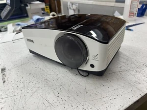 BenQ MP780 ST WXGA DLP Projector HDMI - Digital Projector - Picture 1 of 3