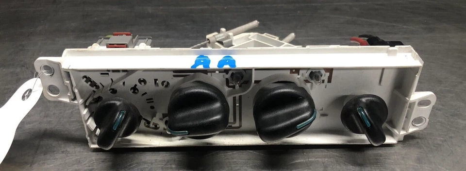 2000-2005 Dodge Neon 01-05 PT Cruiser Heat A/C Temperature Climate Control HVAC - Image 1 of 4
