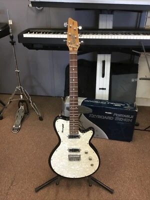 Godin Radiator Electric Guitar - Black W/Pearl Pickguard *SOLD AS IS PARTS ONLY* - Image 1 of 4