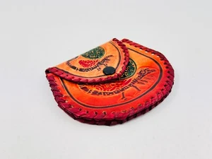 Portamonete rosso audace vintage lavorato a mano in vera pelle design arte popolare - Foto 1 di 9
