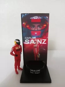 Figura 1/43 Carlos Sainz Ferrari + Podium Fórmula 1 - Imagen 1 de 9