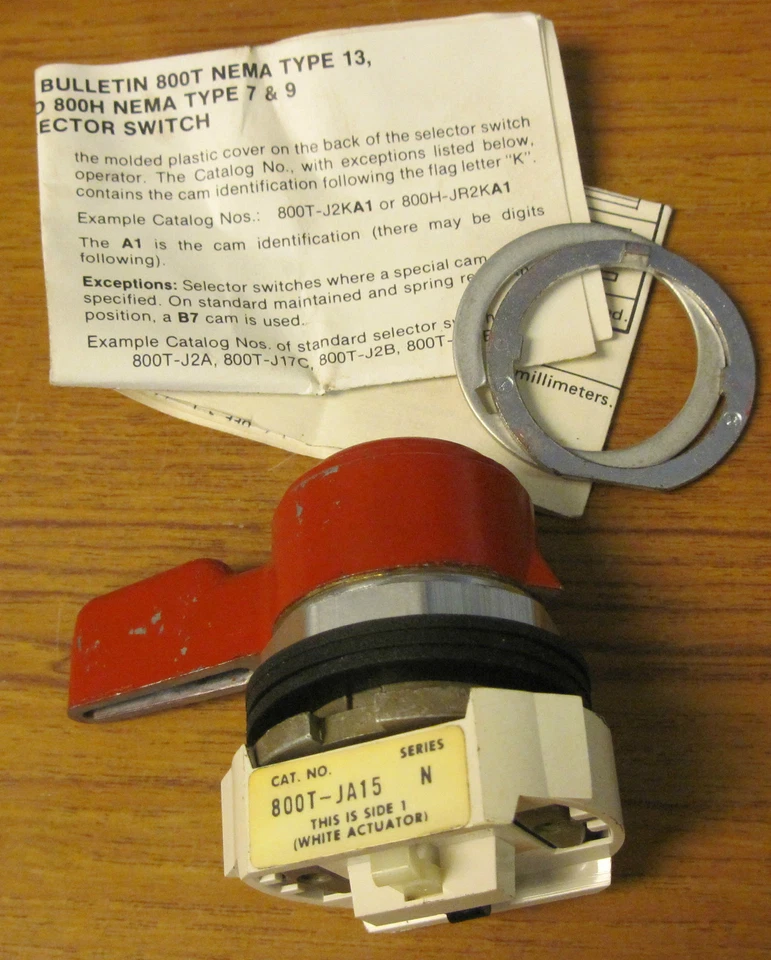 Interruptor seletor Allen-Bradley 800T-JA15 - Imagem 1 de 1