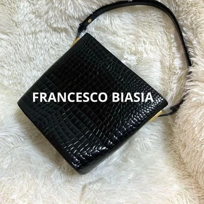 Bandolera Francesco Biasia Croco de cuero en relieve negra para mujer Foto 1 de 4