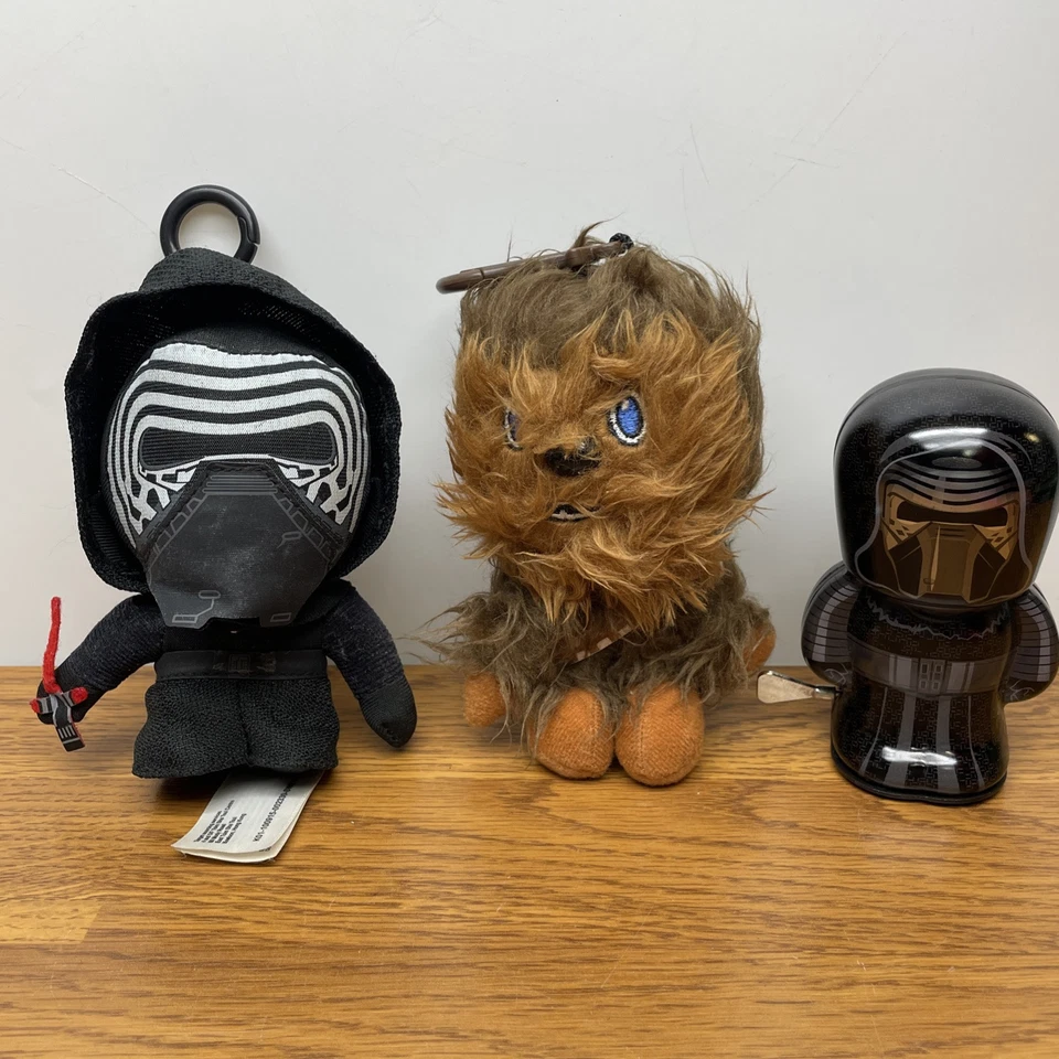 Star Wars Mini 4” Chewbacca y Kylo Ren Peluche Clip En Juguete + Kylo Ren Cuerda Foto 1 de 4