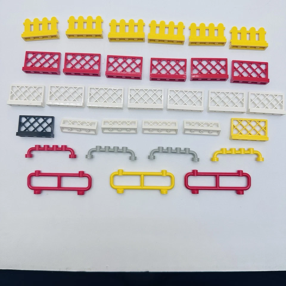 Lego Vallas Lote 32 Piezas Blanco Rojo Amarillo Negro Gris Foto 1 de 1