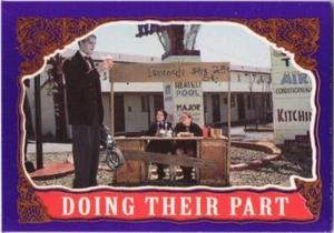 The Addams Family Card 1991 #87 Doing Their Part & Top Loader Topps Paramount - Picture 1 of 2