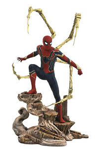 Diamond Marvel Gallery Avengers Infinity War Iron Spider-Man Statue