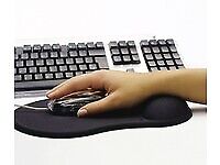 Sandberg 520-23 Gel Mousepad with Wrist Rest