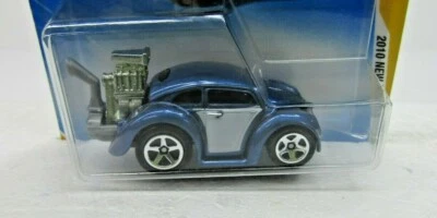 Hot Wheels 2010 Volkswagen Beetle #4/240 - Image 1 of 4