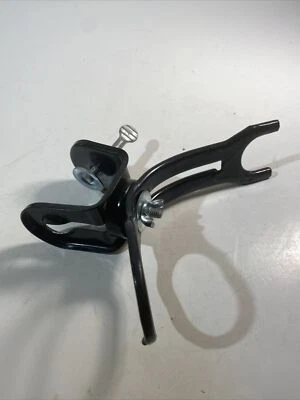 Garra de águila 04100-001 abrazadera de metal negro 1 3/4" soporte de caña 1 3/4" - pesca Foto 1 de 3