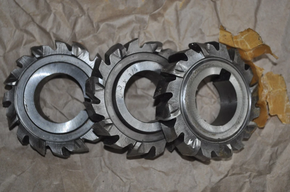 HUGE LOT 3  Regal (?) PI Staggered Side Mill Cutter  3" x 3/4" x 1-1/4" bore  - Image 1 of 3