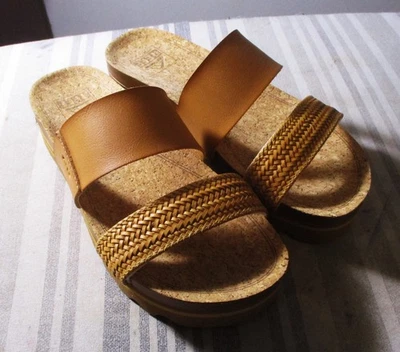 REEF Tan Leather Slip-On Casual Sandals Women's Size 6 US NEW - Image 1 of 4