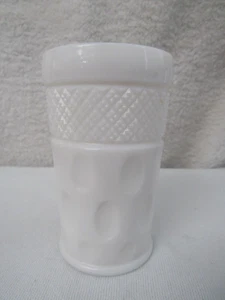 McKee Thatcher 5" groß Daumenabdruck Kreuzschluke Diamond Point Milchglas Becher - Bild 1 von 4