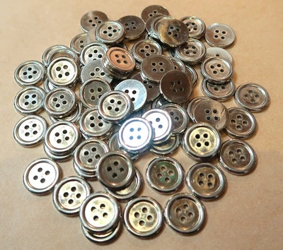 76 VINTAGE SILVER METAL 4-HOLE FLAT BUTTONS 16mm UNUSED - Image 1 of 3