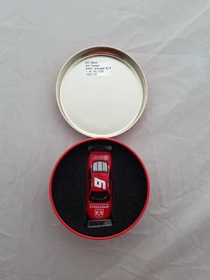 Dodge Intrepid R/T 2002 Bill Elliott #9 mini caja de hojalata 1/64 auto acción nuevo en caja como nuevo Foto 1 de 4