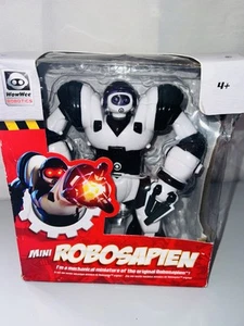 Neu im Karton WowWee Robotics Mini Robosapien Roboter, schwarz/weiß - Bild 1 von 6