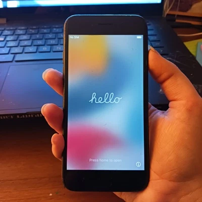 Apple iPhone 7 -  Black, unlocked, no sim card - works, battery is meh - Image 1 of 2