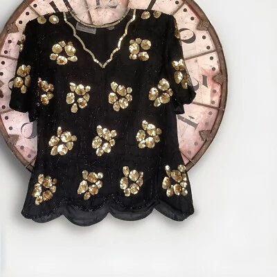 Top de seda negro adornado manga corta grande talla pequeña escala vintage Foto 1 de 4