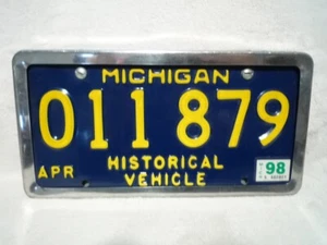 MICHIGAN HISTORISCHES FAHRZEUGKENNZEICHEN mit APRIL 1998 ETIKETT ~ 011 879 - Bild 1 von 2
