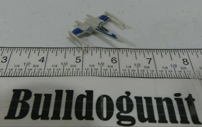 Resistance X-Wing Figure Star Wars The Force Awakens Micro Machines - Image 1 of 3