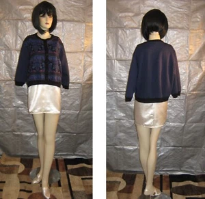 Woman Teen floral-geo design sweater multi-color three-quarter sleeve Petite PL - Picture 1 of 4