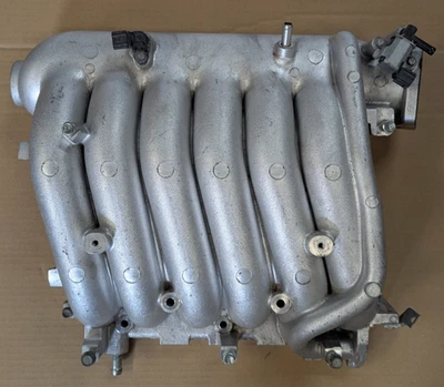 2010-2020 Mitsubishi Outlander 3.0L Upper Air Intake Manifold OEM 1540A382 - Image 1 of 4