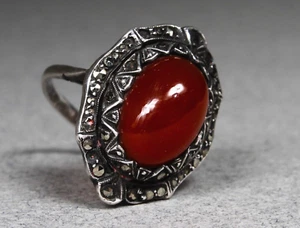 1940'S ERA COCKTAIL RING WITH CARNELIAN STONE SET IN MARCASITE ART DECO CASE - Picture 1 of 5
